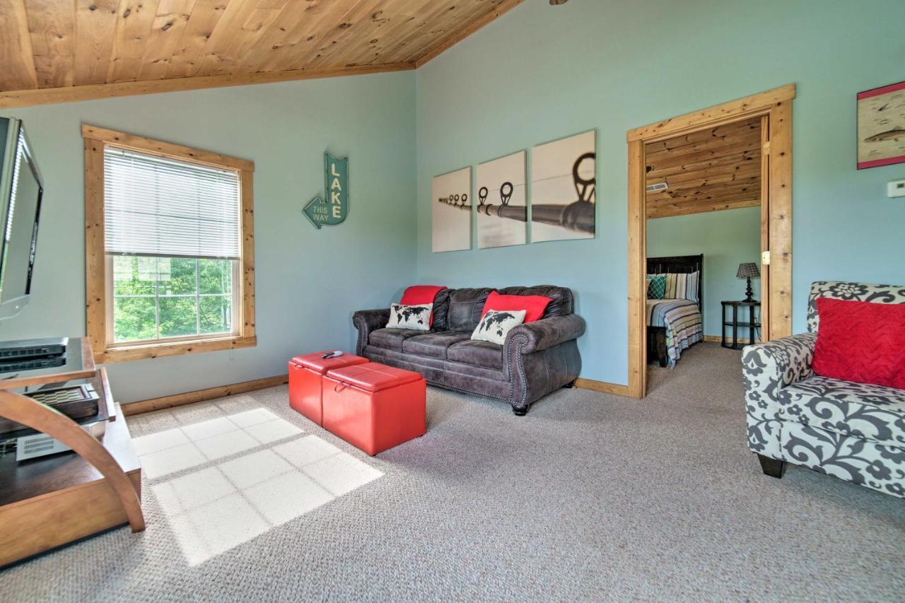 Sevierville Lake House With Deck And Foosball Table! Eksteriør billede